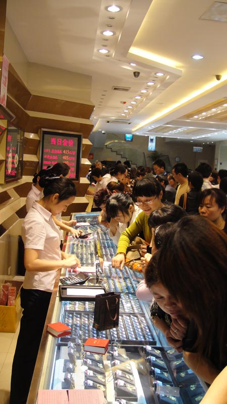 常州金店五一销售异常火爆!